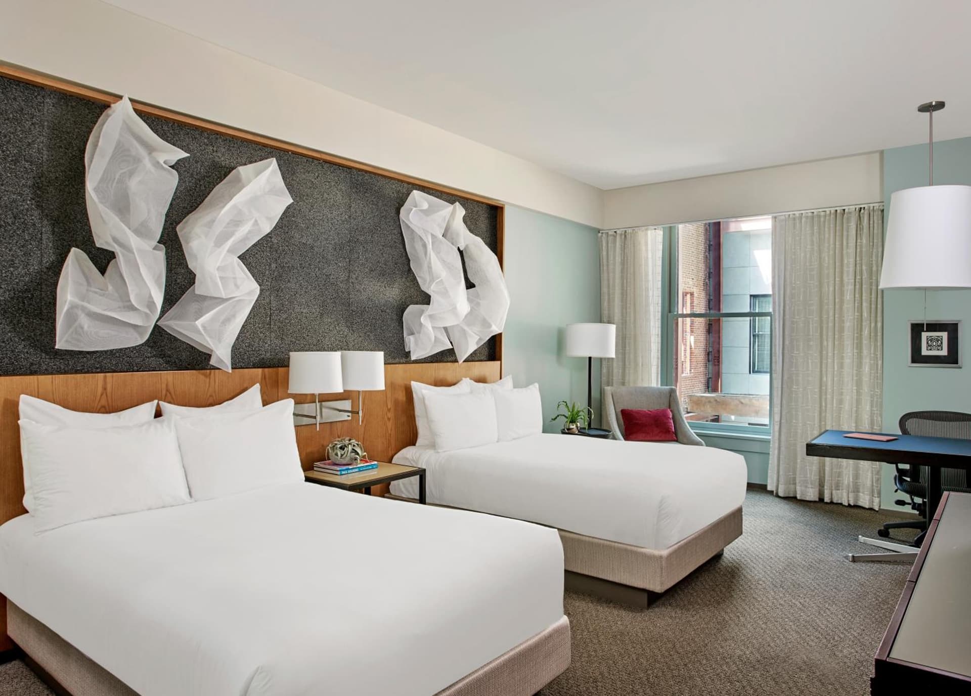 21c Museum Hotel Louisville interior in Louisville, KY — gallery photo 2