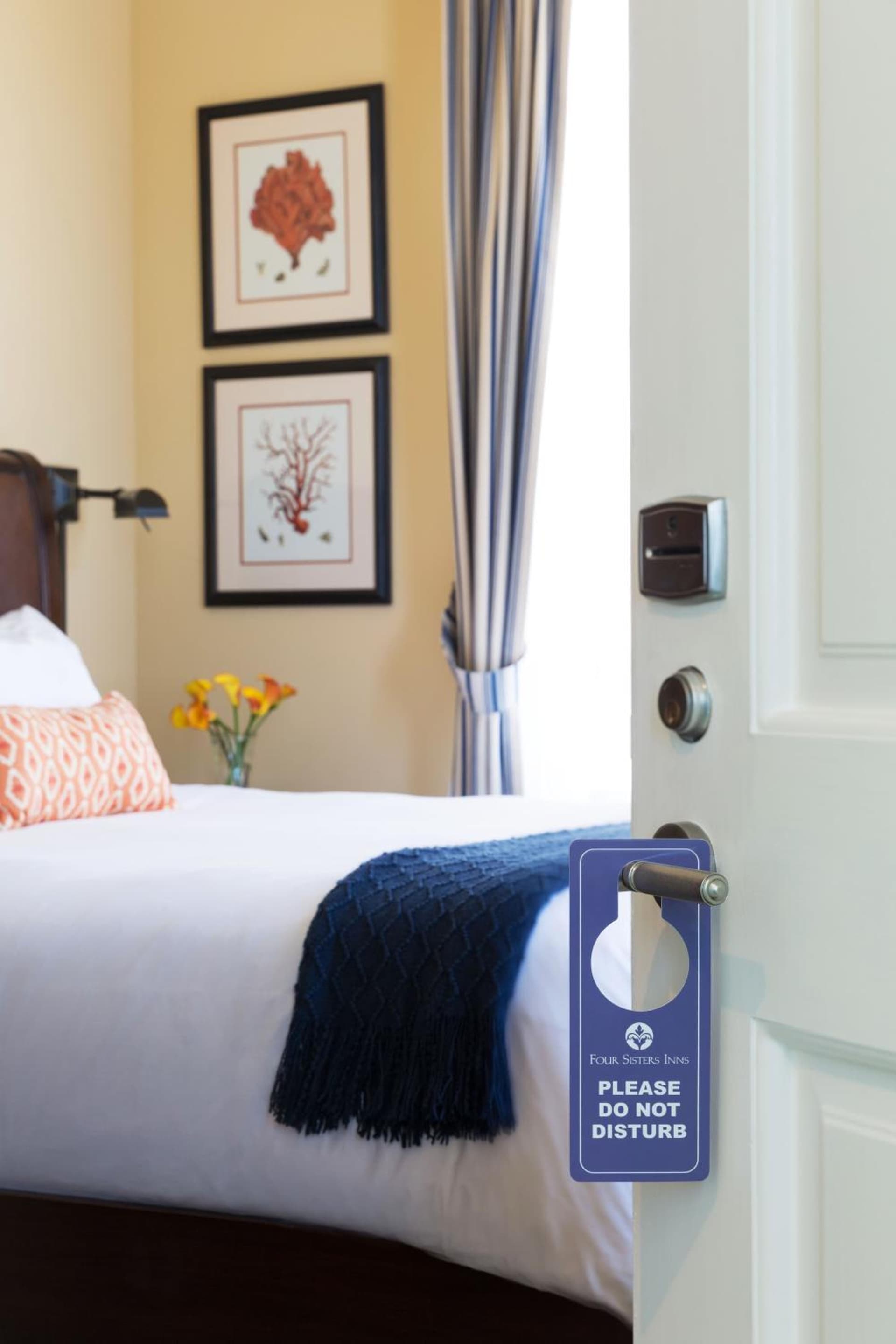 West Cliff Inn, A Four Sisters Inn gallery photo in Santa Cruz, CA — image 7