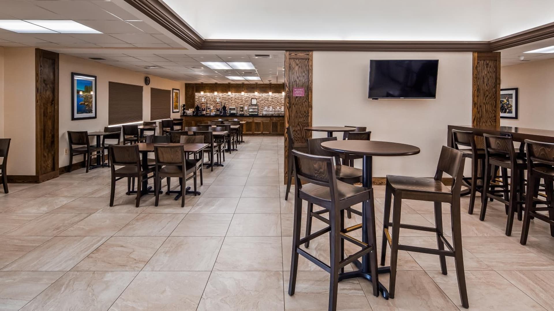 Best Western Inn at Blakeslee-Pocono gallery photo in Blakeslee, PA — image 47