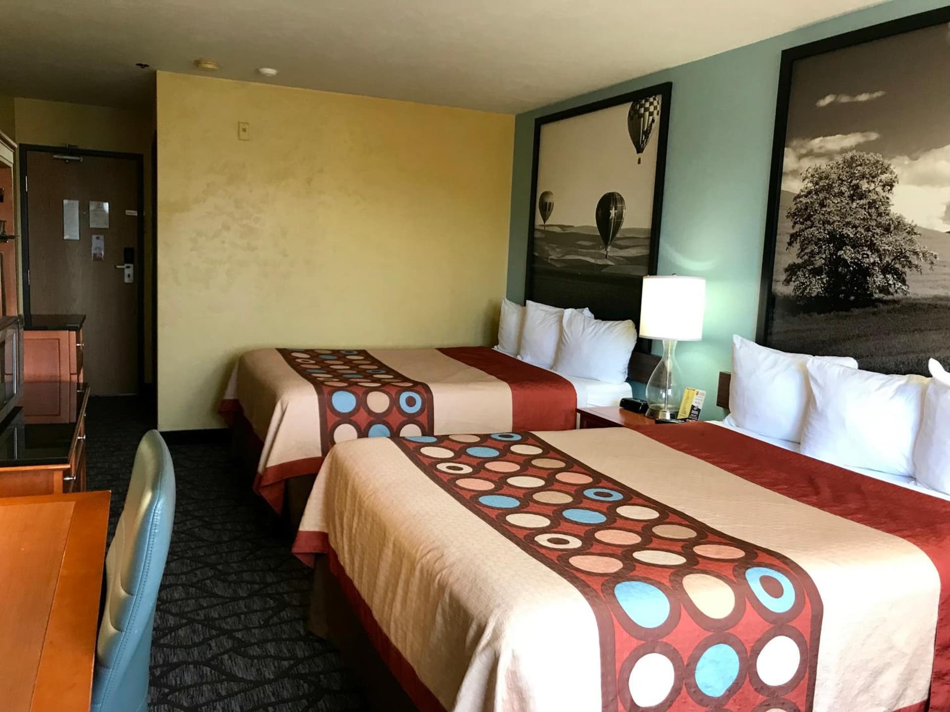 Super 8 by Wyndham Union Gap Yakima Area property views in Union Gap, WA — gallery photo 3