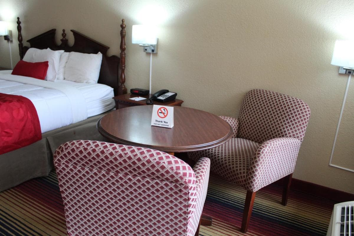 FairBridge Inn Express Perry interior in Perry, GA — gallery photo 2