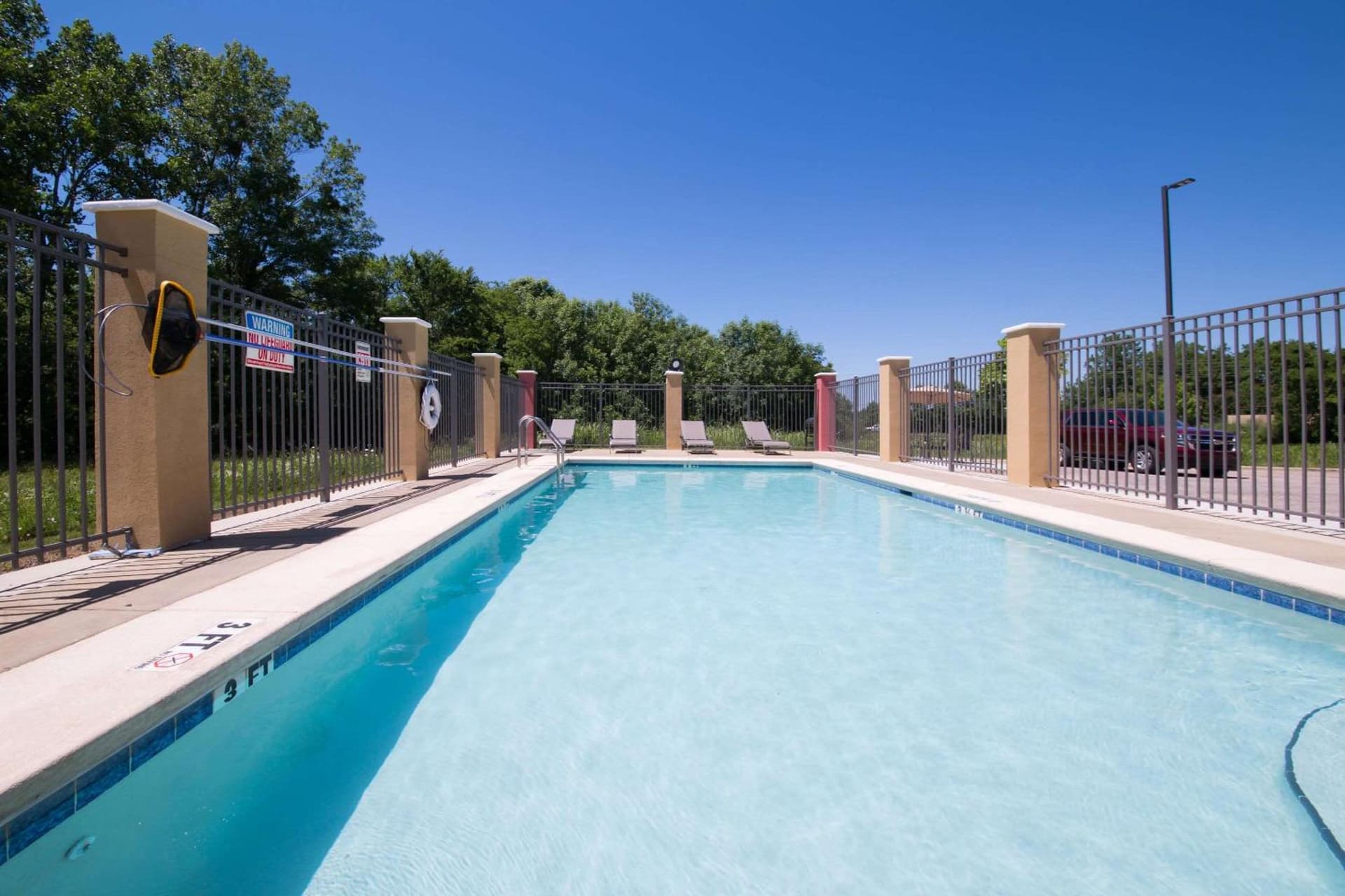 Comfort Suites Airport South gallery photo in Montgomery, AL — image 29