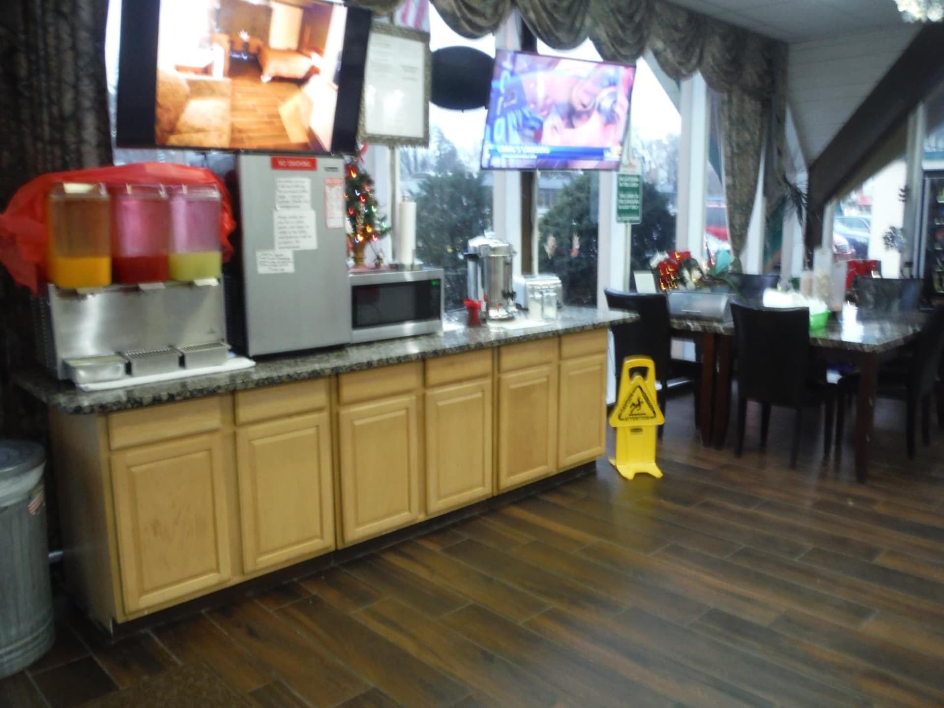 Budgetel Inn & Suites Hotel property views in Grand Rapids, MI — gallery photo 3