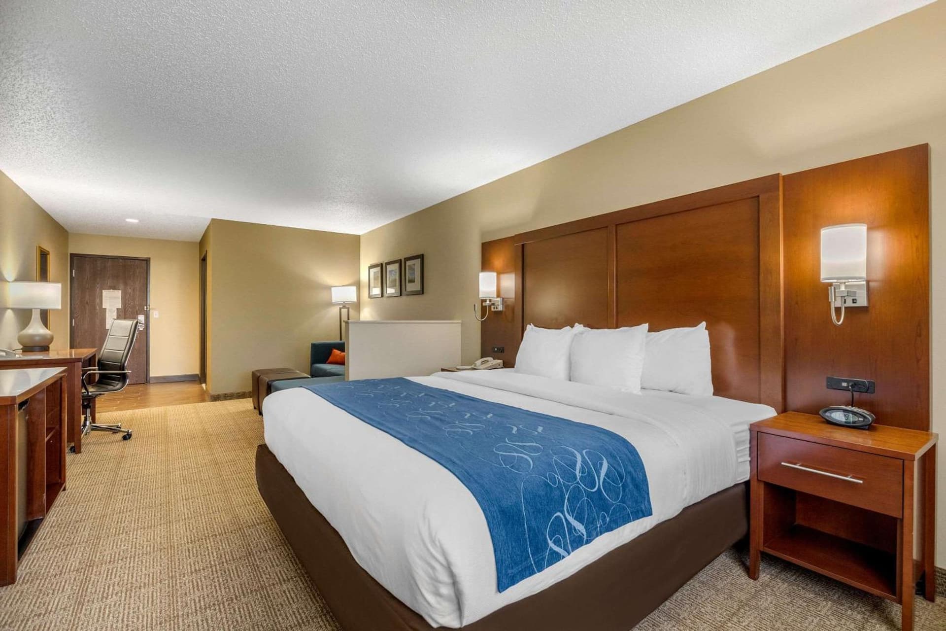 Comfort Suites Cedar Falls Industrial Park gallery photo in Cedar Falls, IA — image 7