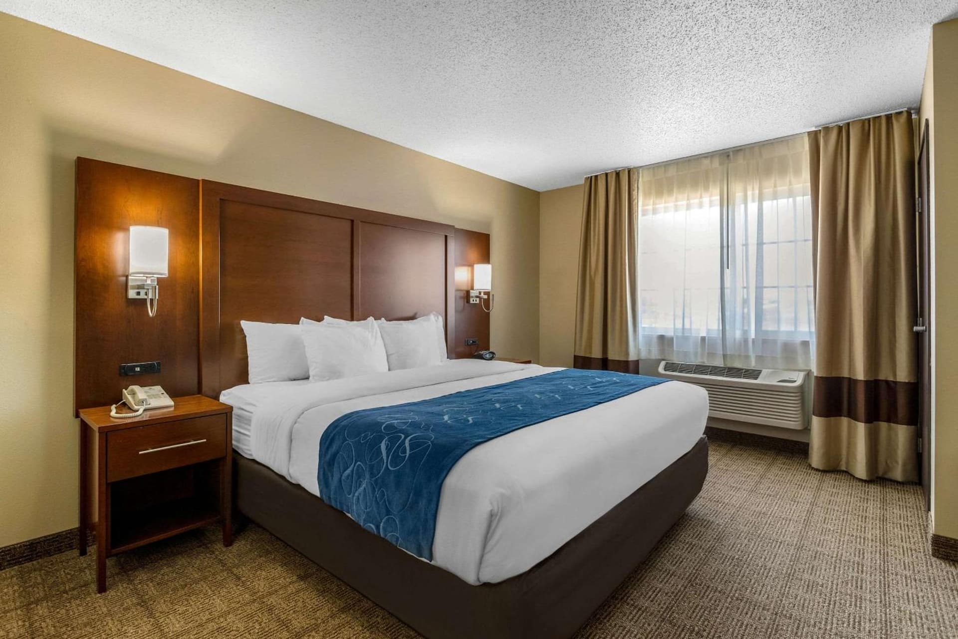 Comfort Suites Cedar Falls Industrial Park gallery photo in Cedar Falls, IA — image 27