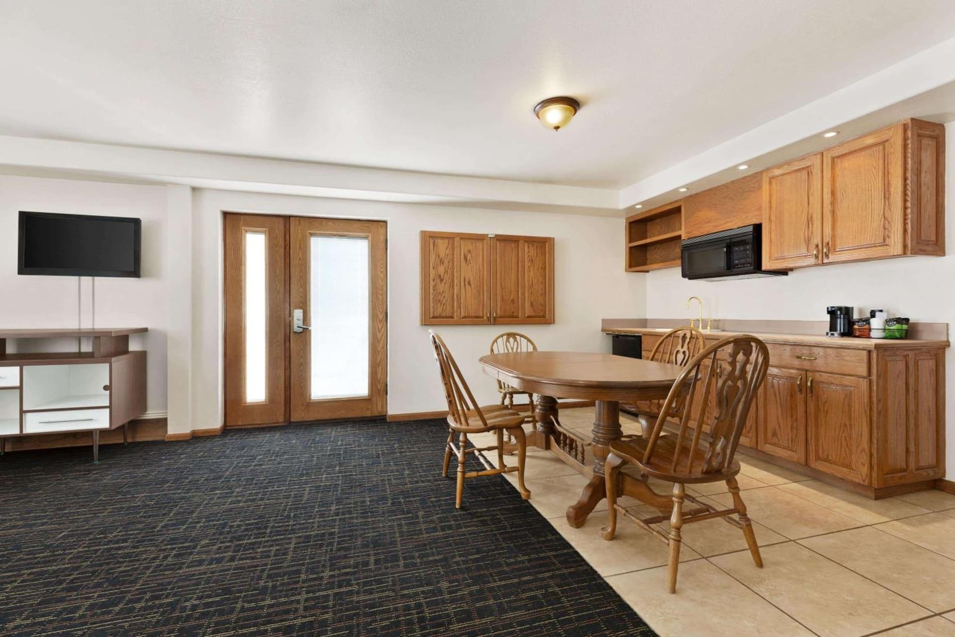 Howard Johnson by Wyndham Billings gallery photo in Billings, MT — image 40