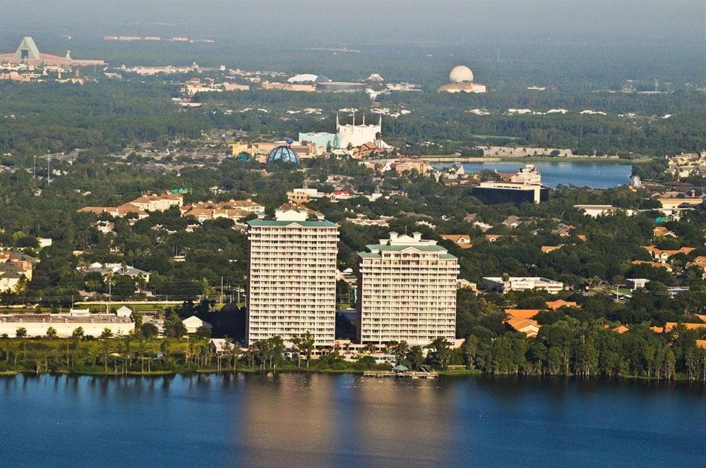 Penthouse Close to Disney area and Malls water view featured exterior or lobby in Orlando, FL — similar hotel