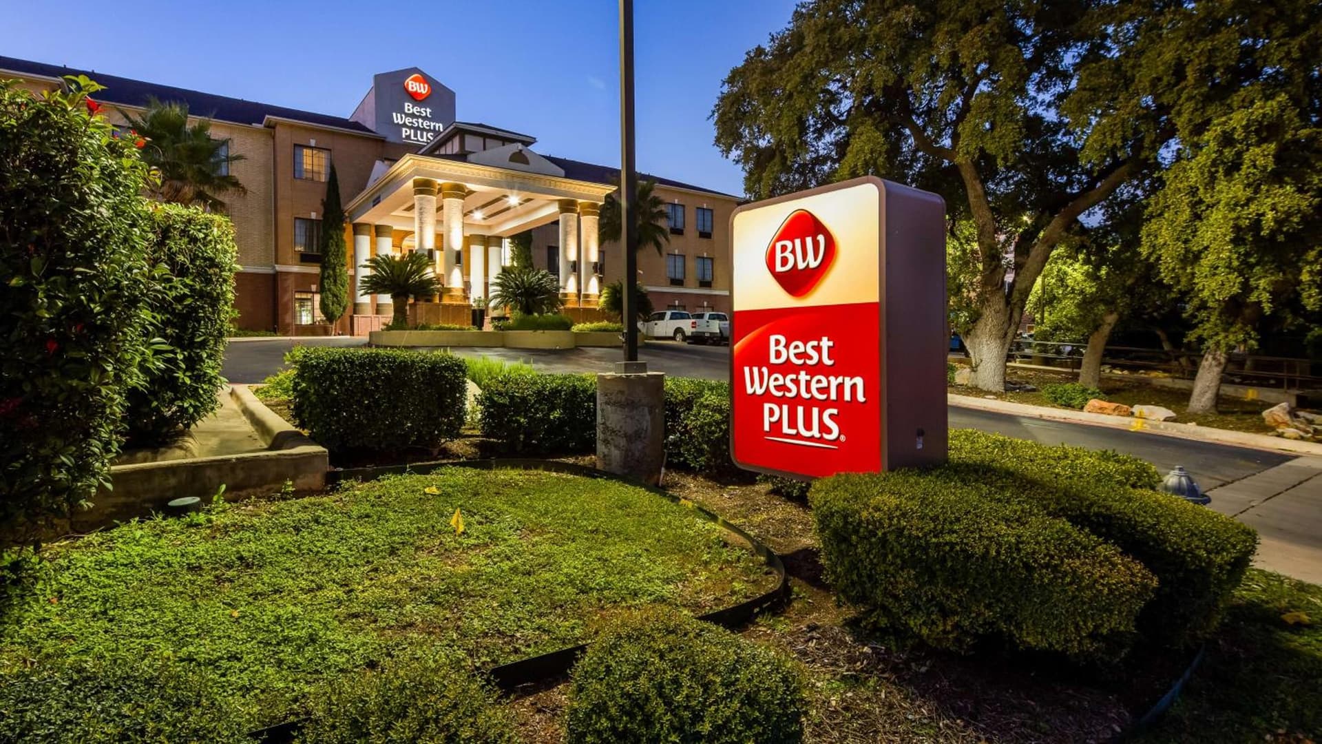 Best Western Plus Hill Country Suites featured exterior or lobby in San Antonio, TX — similar hotel