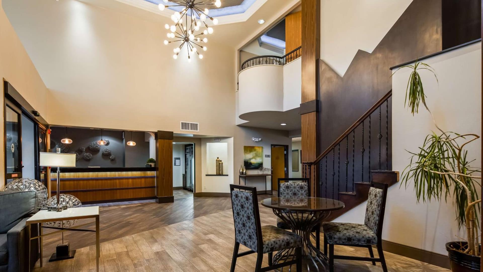Best Western Plus Hill Country Suites interior in San Antonio, TX — gallery photo 2