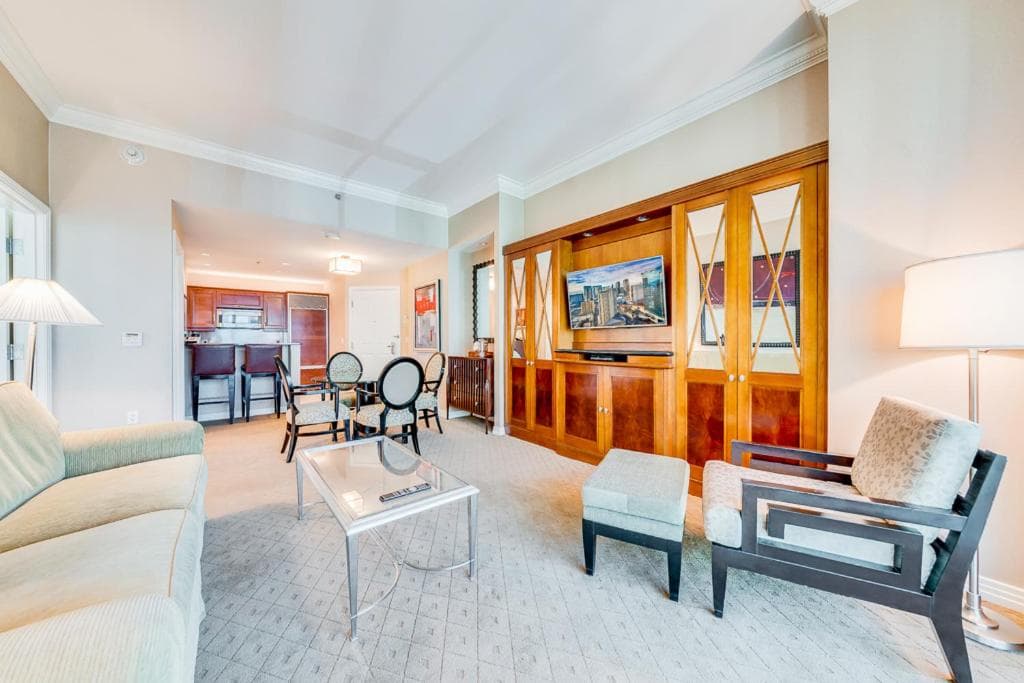 Jet Luxury at The Signature Condo Hotel gallery photo in Las Vegas, NV — image 4