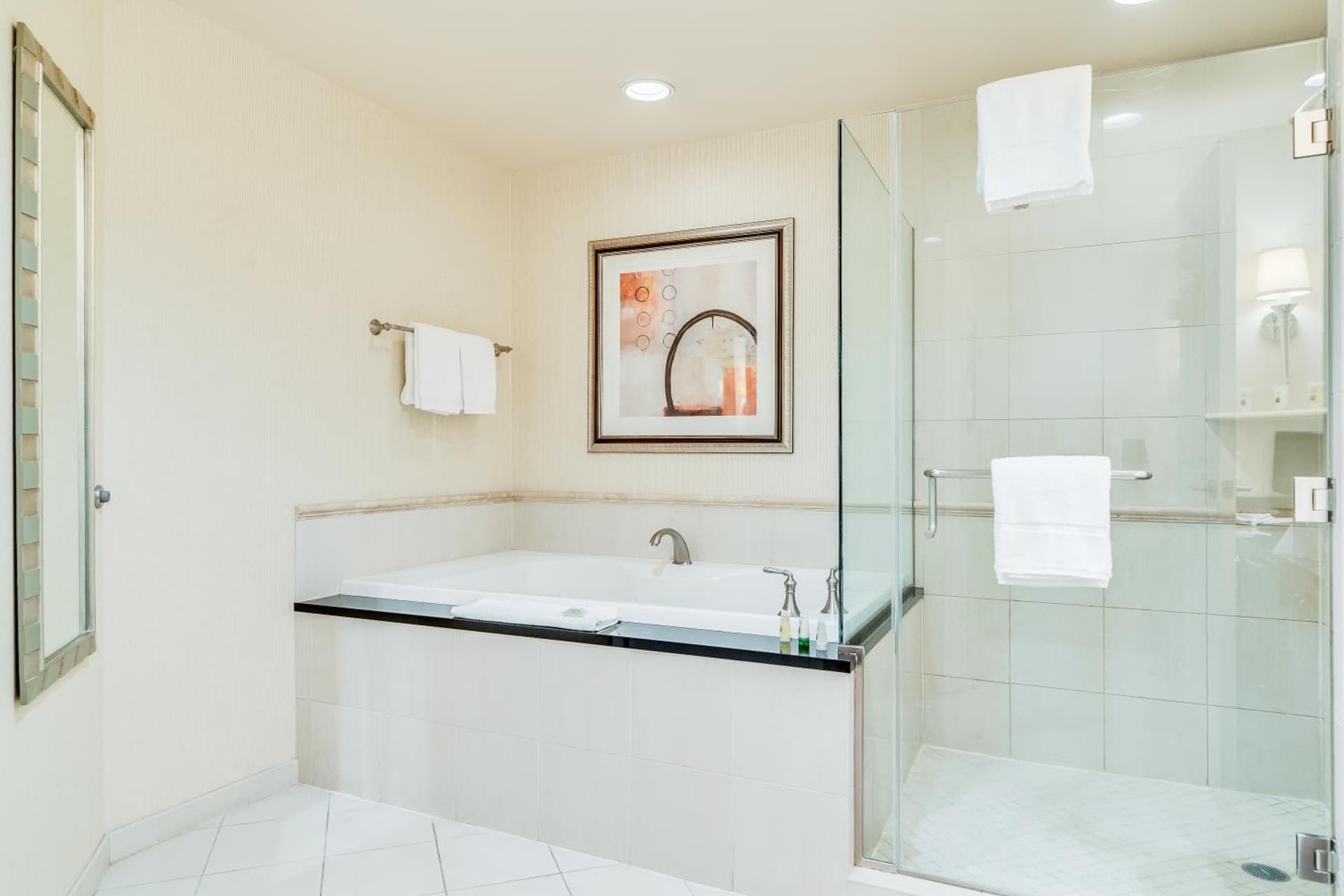 Jet Luxury at The Signature Condo Hotel gallery photo in Las Vegas, NV — image 105