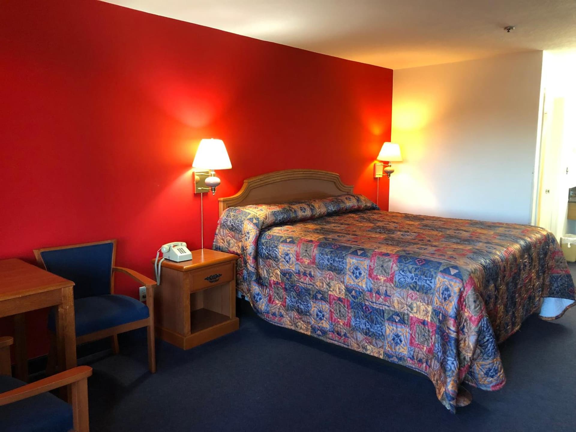 Luxury Inn gallery photo in Norwalk, CA — image 8