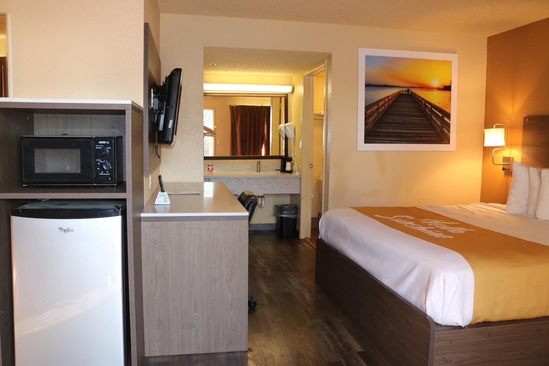 Days Inn by Wyndham Fresno South gallery photo in Fresno, CA — image 29