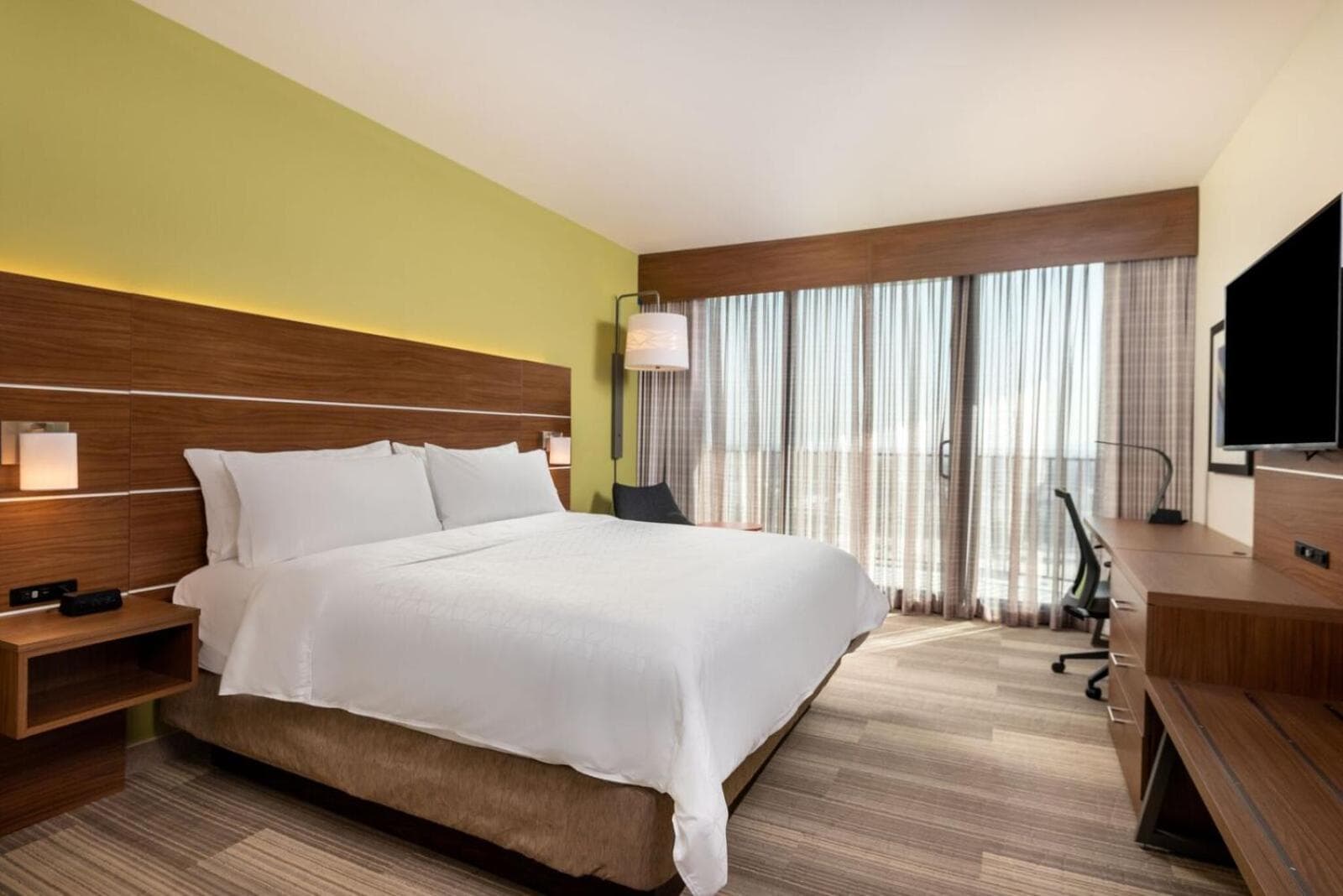 Holiday Inn Express & Suites Santa Ana - Orange County by IHG gallery photo in Santa Ana, CA — image 40