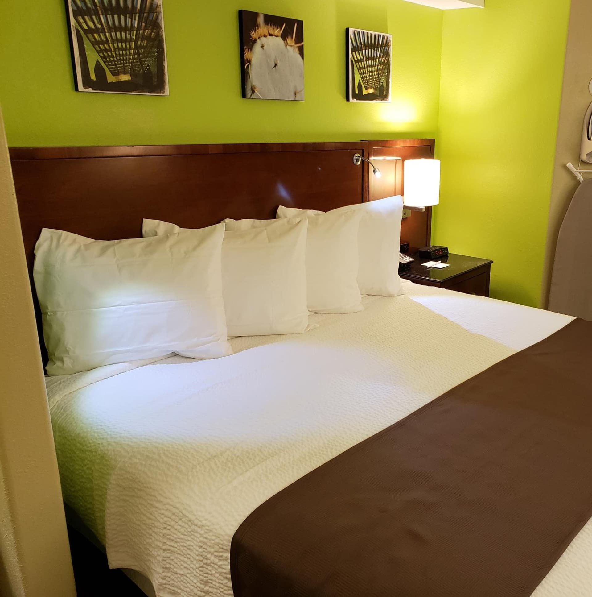 Days Inn by Wyndham Thornton gallery photo in Thornton, CO — image 35