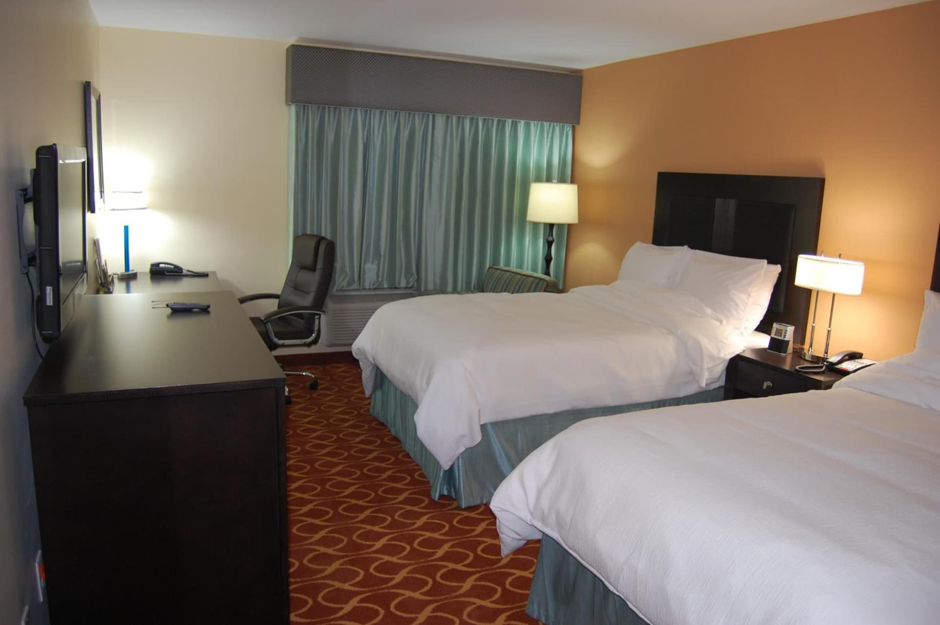 Lux Hotel & Spa gallery photo in Arlington, TX — image 12