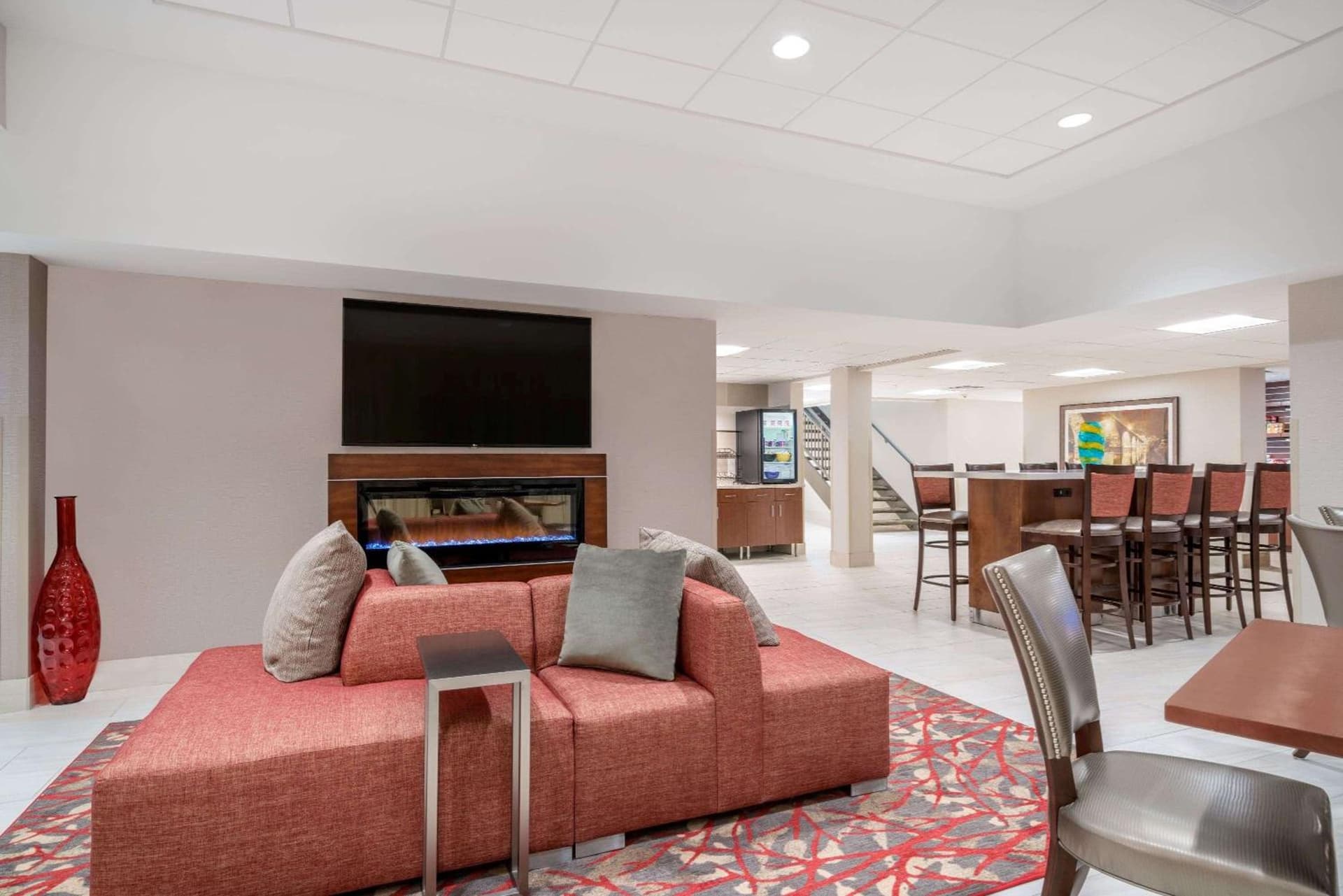 Ramada by Wyndham Minneapolis Golden Valley gallery photo in Minneapolis, MN — image 16