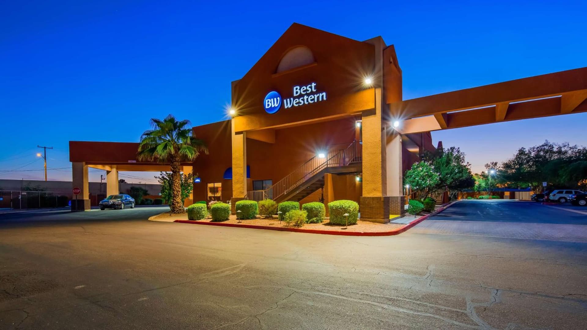 Best Western Inn of Chandler featured exterior or lobby in Chandler, AZ — similar hotel
