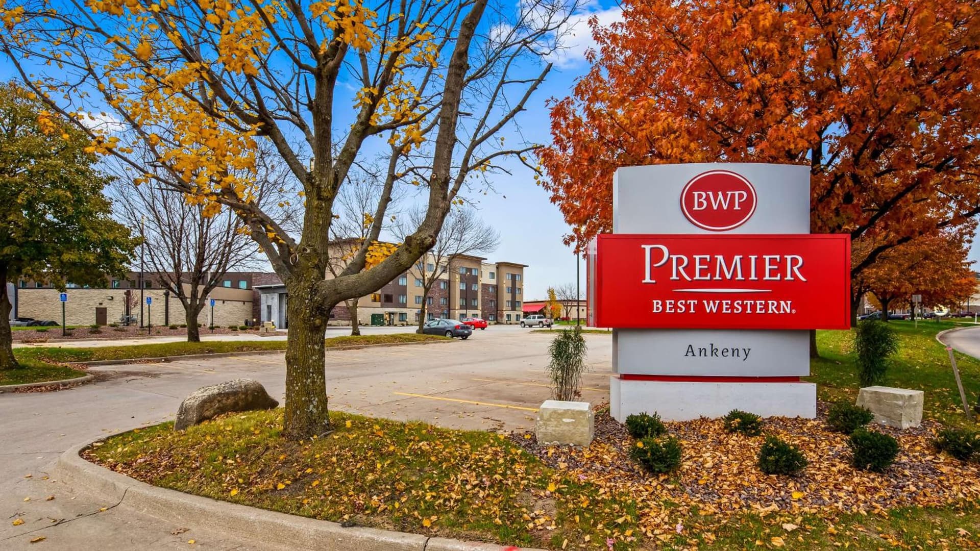 Best Western Premier Des Moines-Ankeny Hotel exterior or lobby in Ankeny, IA — main listing photo