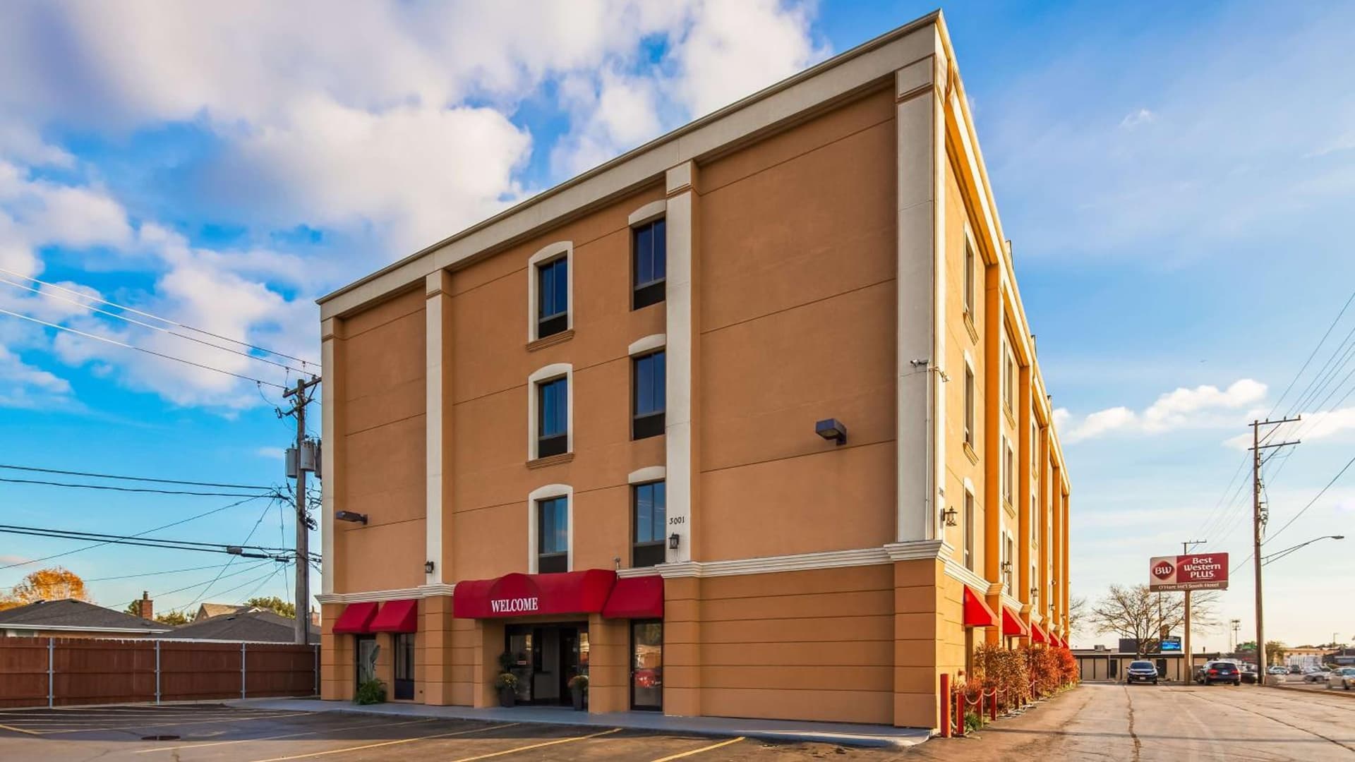 Best Western Plus O'hare International South Hotel featured exterior or lobby in Franklin Park, IL — similar hotel