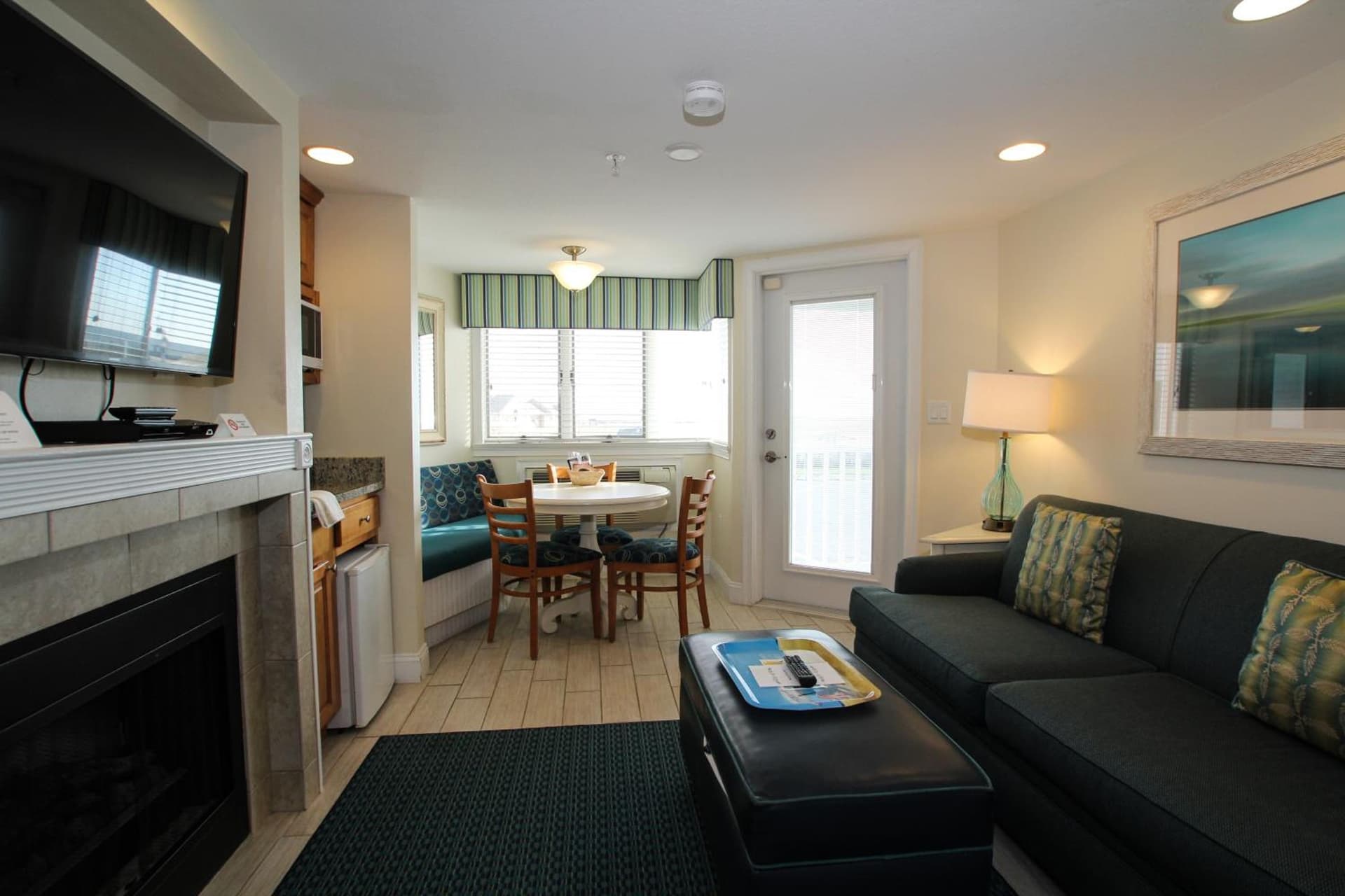 Ocean Club on Smuggler's Beach property views in South Yarmouth, MA — gallery photo 3