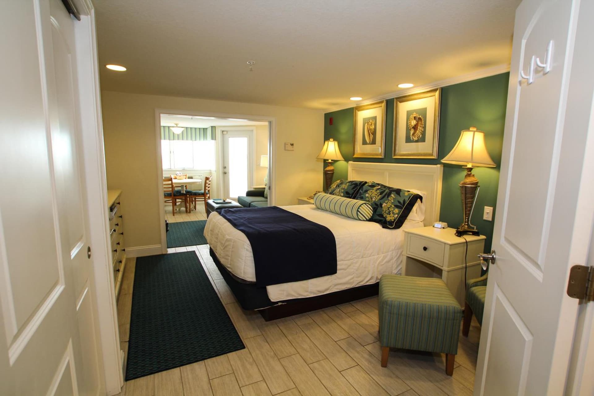 Ocean Club on Smuggler's Beach gallery photo in South Yarmouth, MA — image 27
