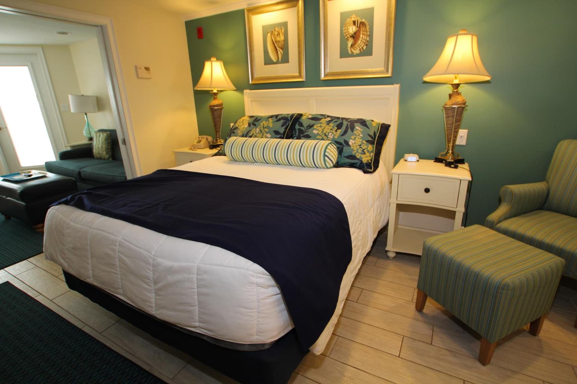 Ocean Club on Smuggler's Beach gallery photo in South Yarmouth, MA — image 22