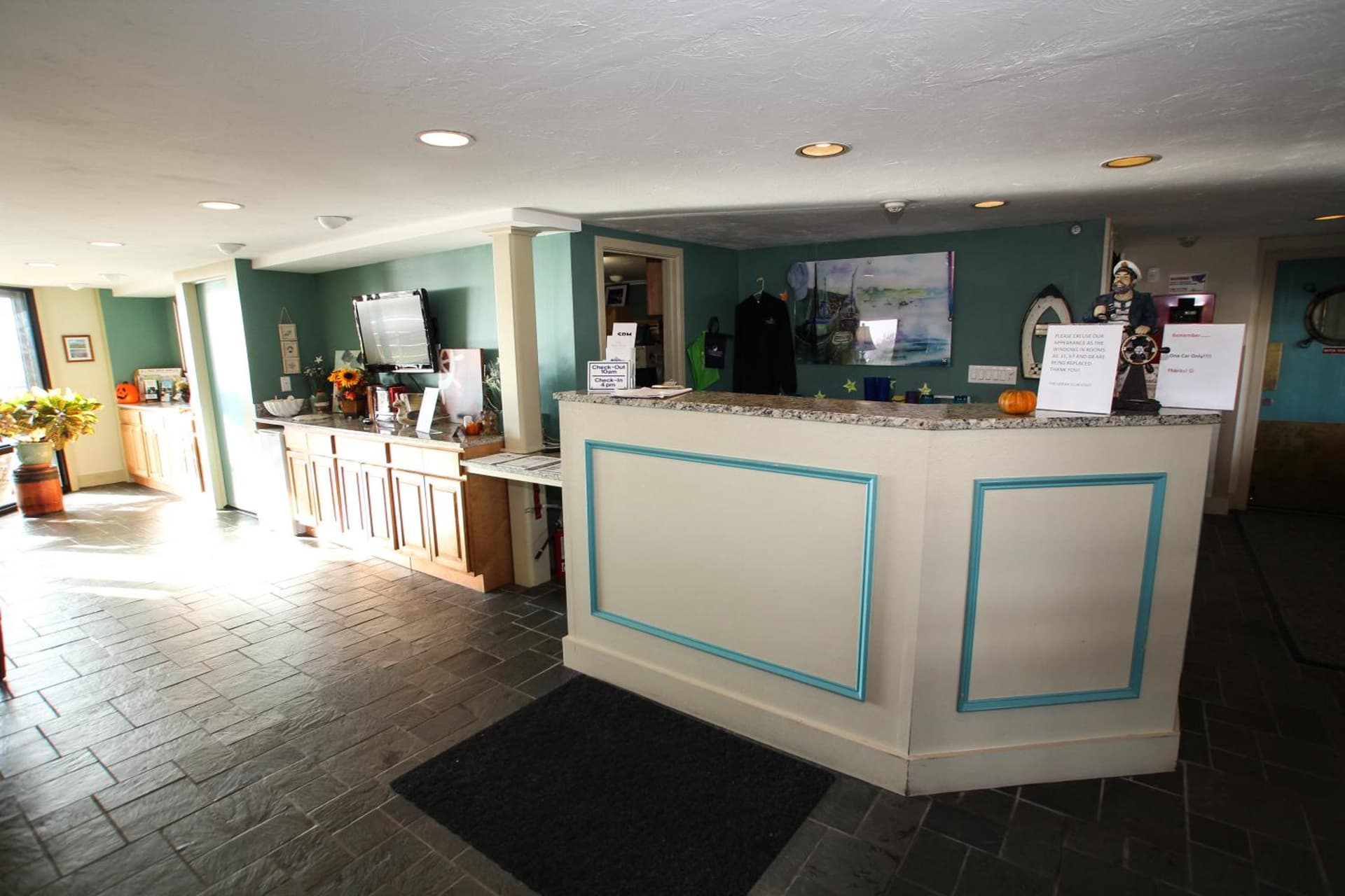 Ocean Club on Smuggler's Beach gallery photo in South Yarmouth, MA — image 42