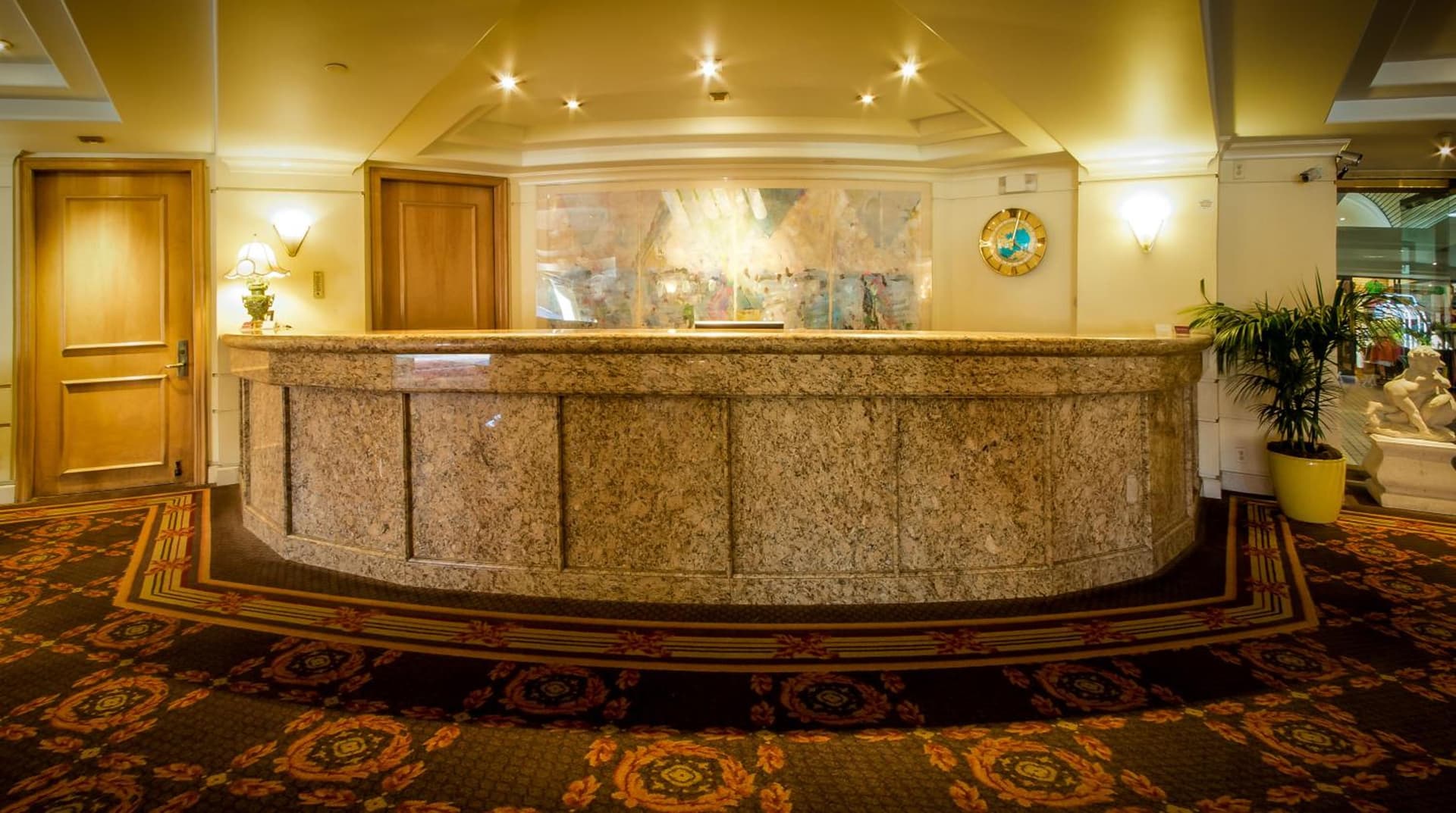 Olyver Hotel property views in Los Angeles, CA — gallery photo 3