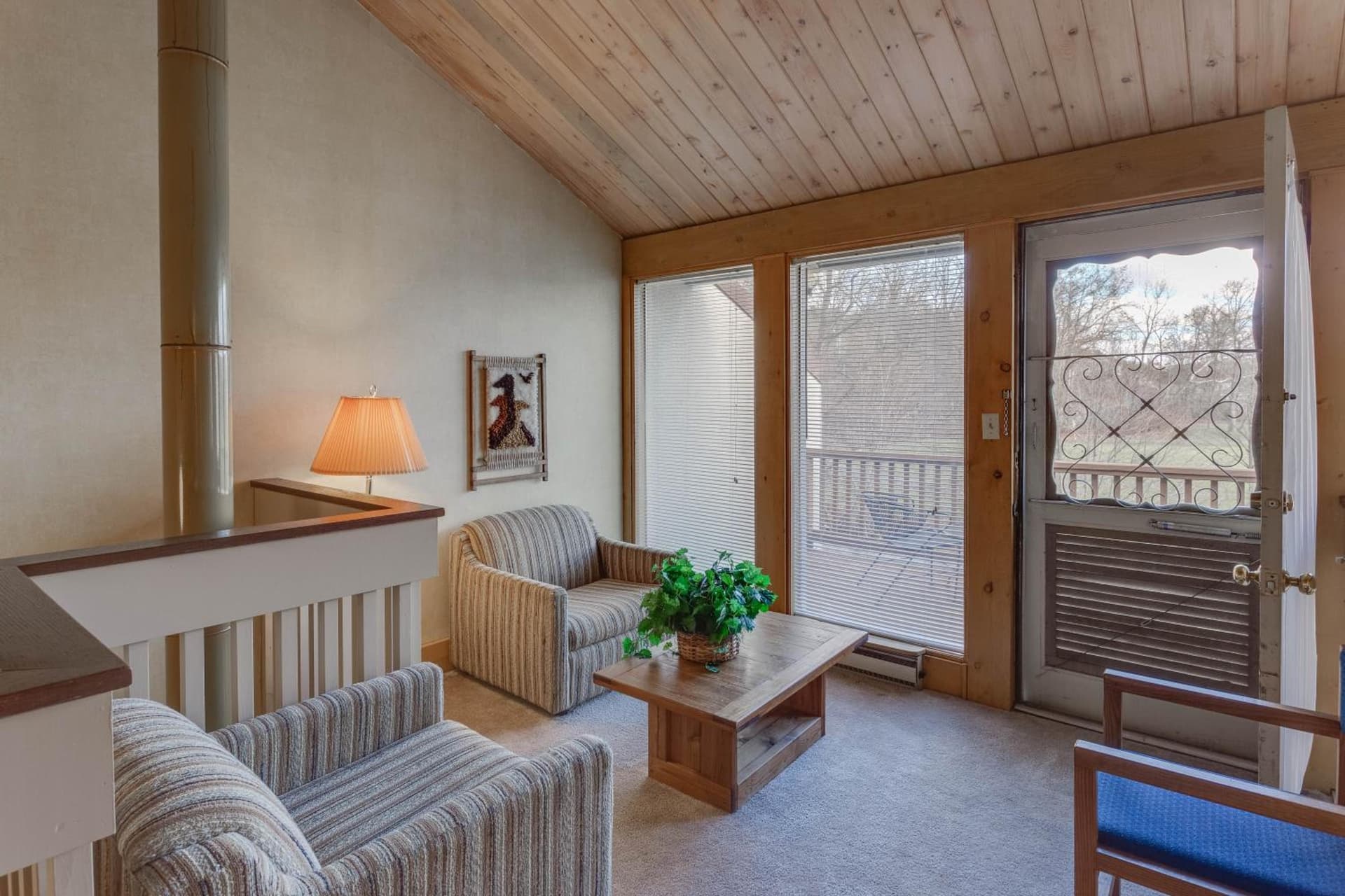 Stony Court by Coolvacay gallery photo in Basye, VA — image 28