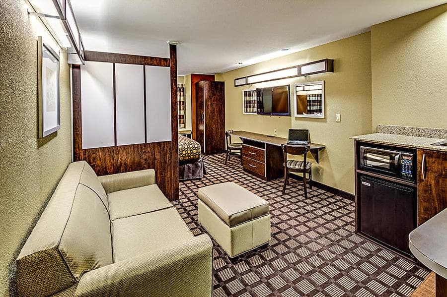 Microtel Inn and Suites North Canton gallery photo in North Canton, OH — image 4