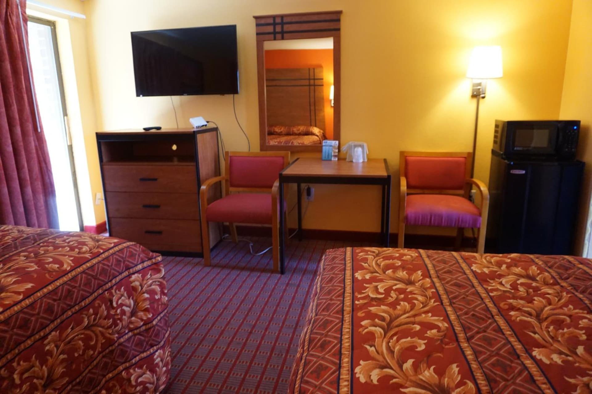 Relax Inn property views in Vineland, NJ — gallery photo 3