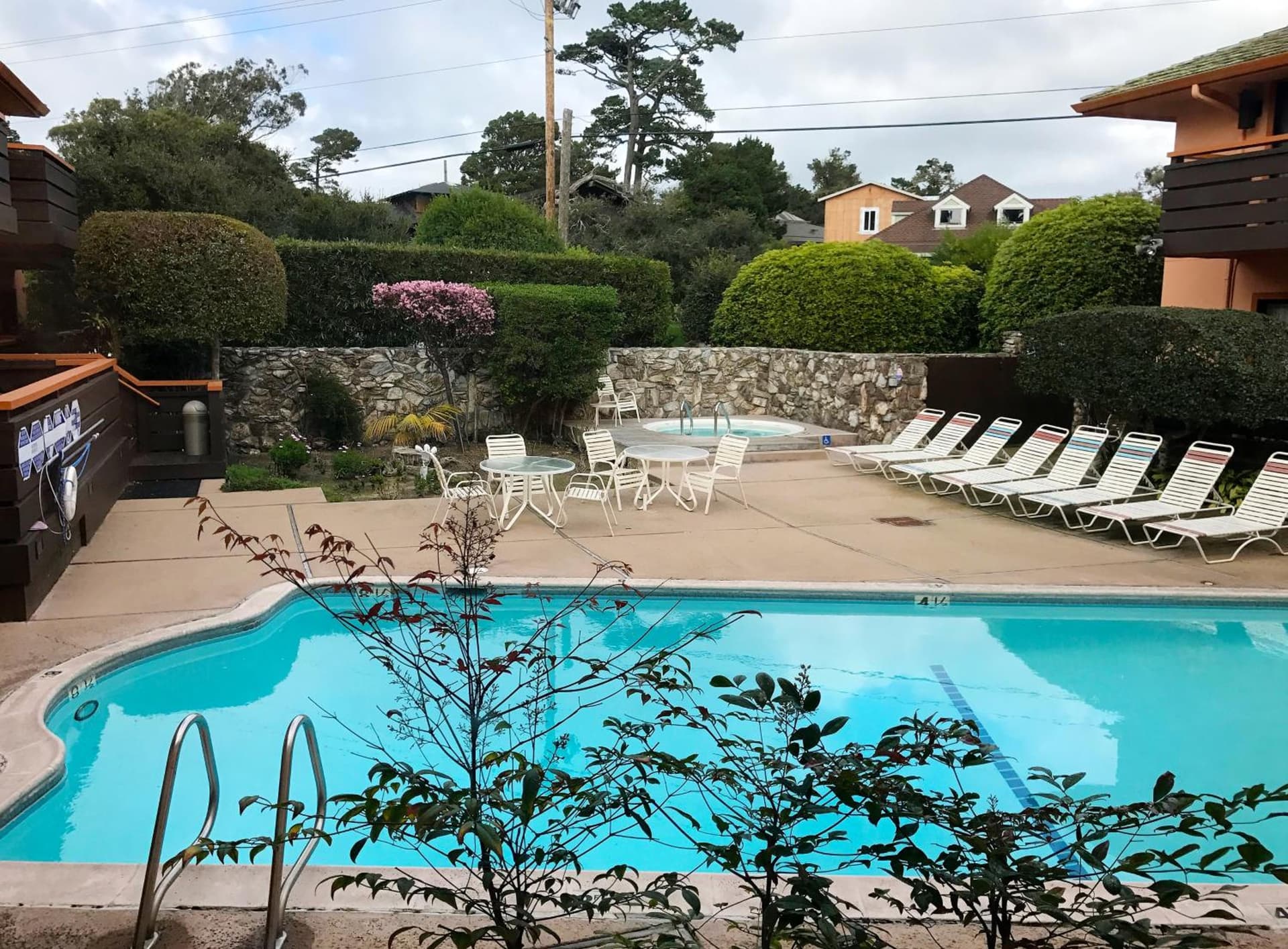 The Monarch Resort interior in Pacific Grove, CA — gallery photo 2