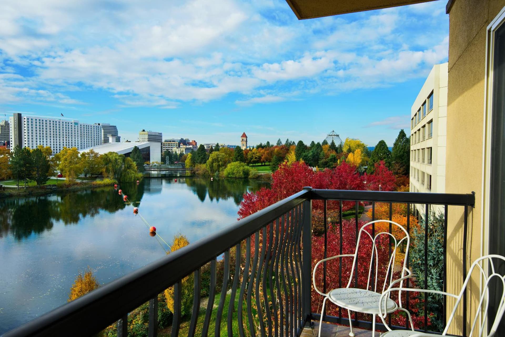 Oxford Suites Spokane Downtown gallery photo in Spokane, WA — image 4
