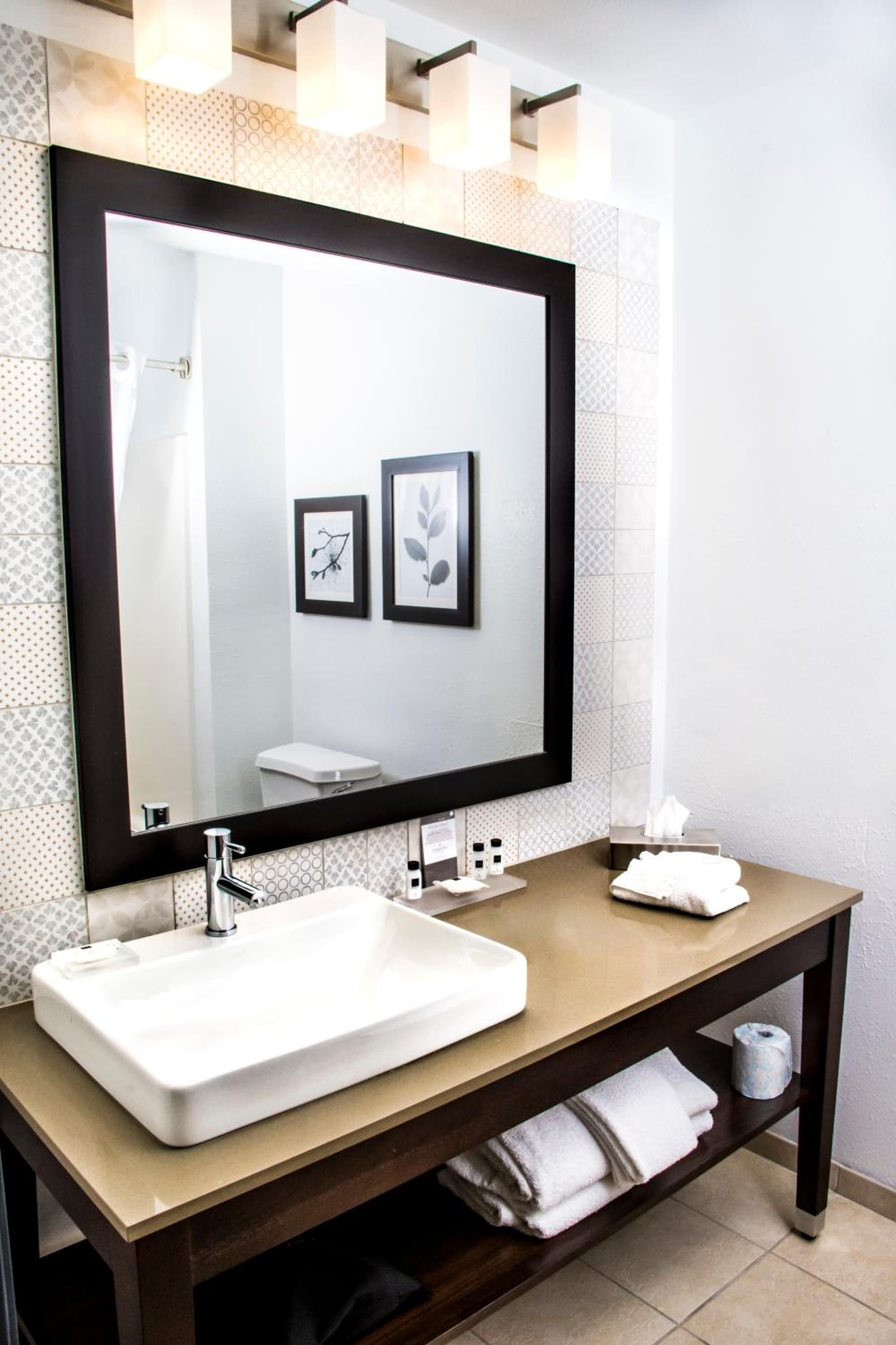 Country Inn & Suites by Radisson, Winchester, VA gallery photo in Winchester, VA — image 11