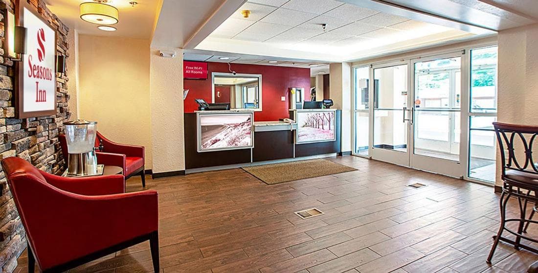 Seasons Inn Traverse City property views in Traverse City, MI — gallery photo 3