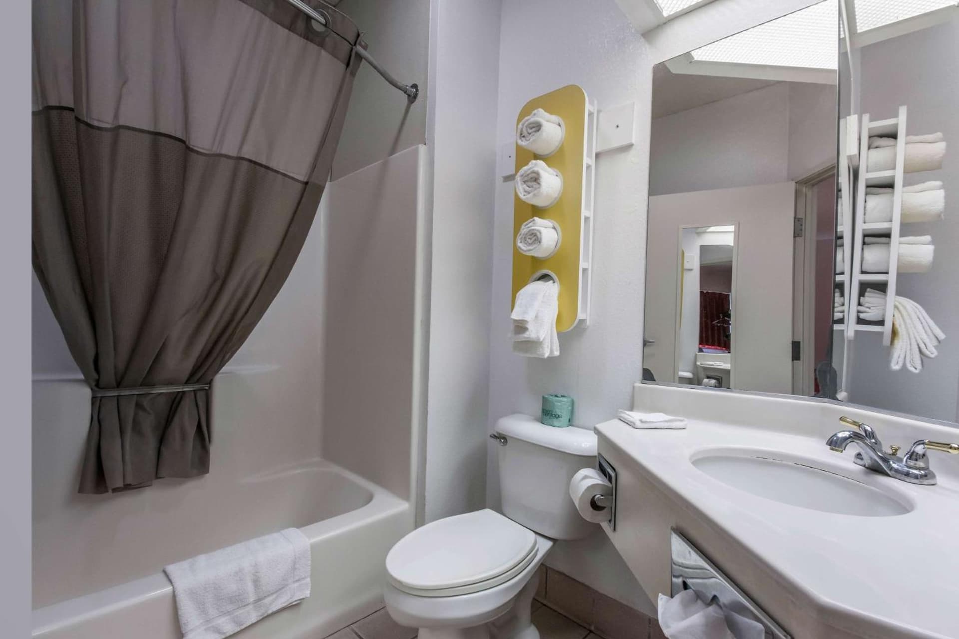 Scottish Inns & Suites - North Hershey gallery photo in Harrisburg, PA — image 10