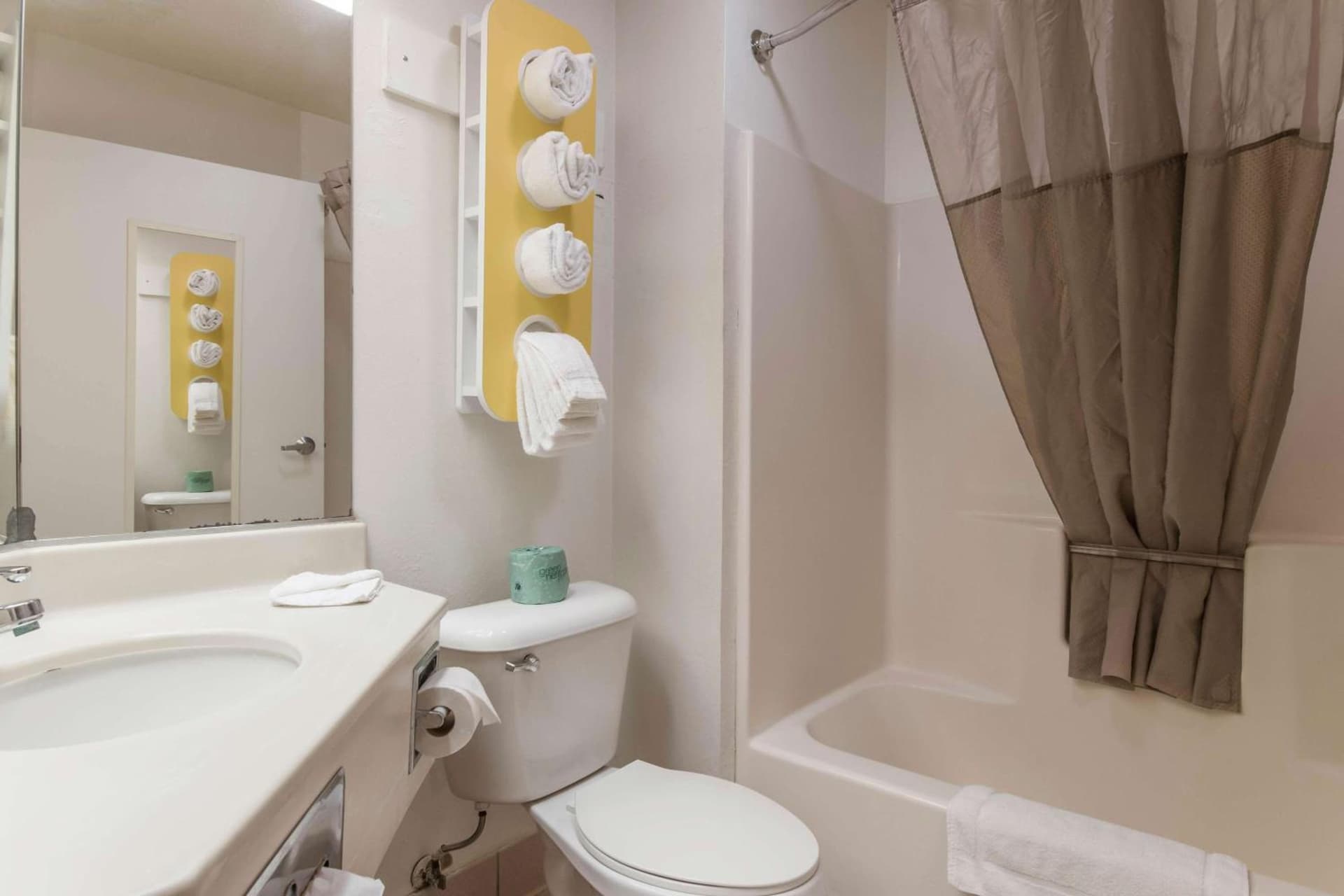 Scottish Inns & Suites - North Hershey gallery photo in Harrisburg, PA — image 33