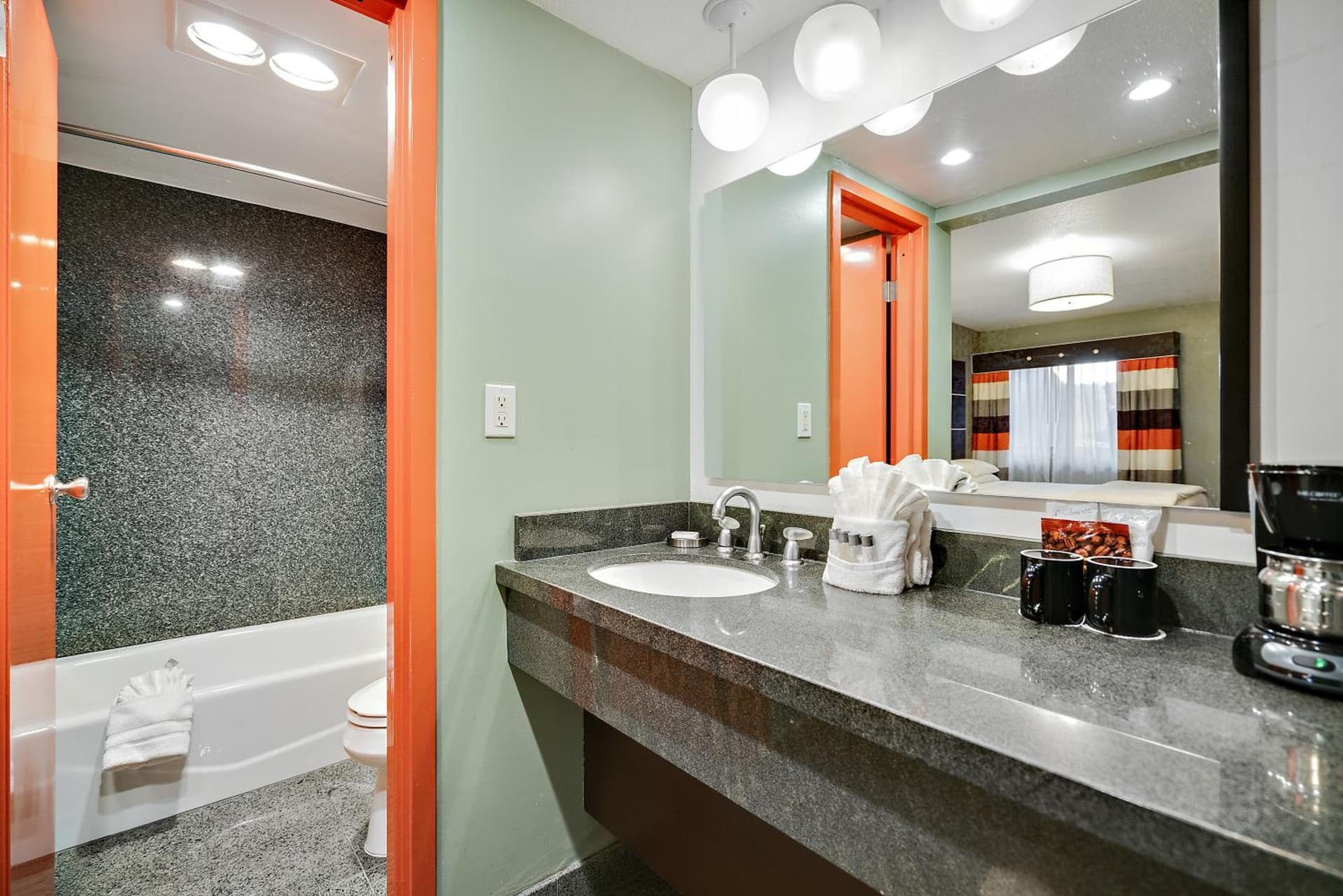 Scottsdale Parkview Hotel property views in Scottsdale, AZ — gallery photo 3