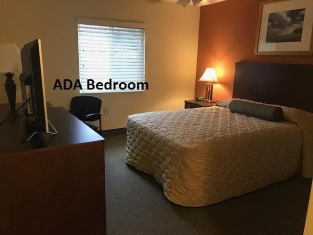 Affordable Suites - Fayetteville/Fort Bragg interior in Fayetteville, NC — gallery photo 2