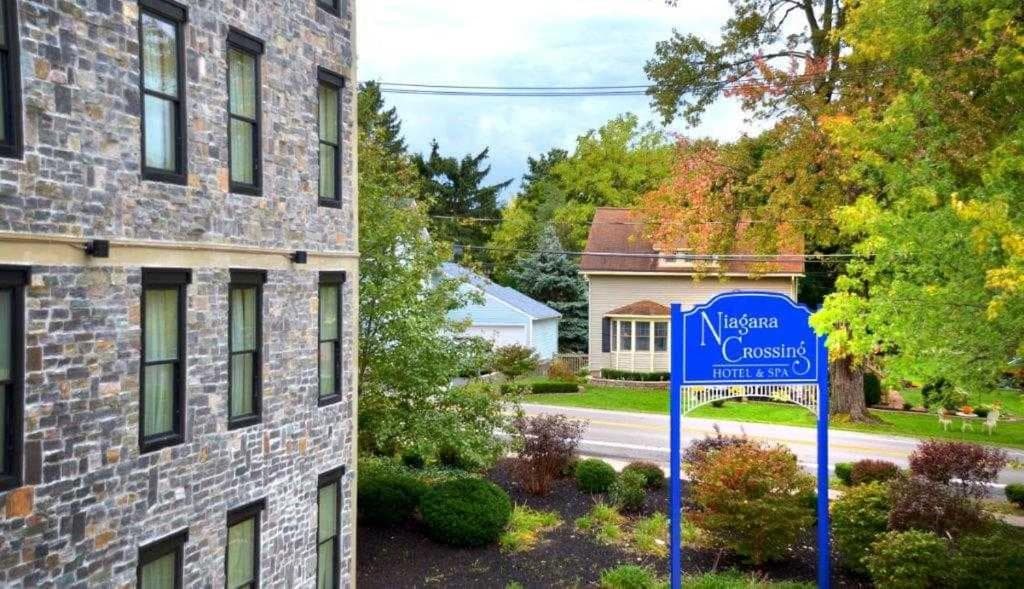 Niagara Crossing Hotel and Spa gallery photo in Lewiston — image 8