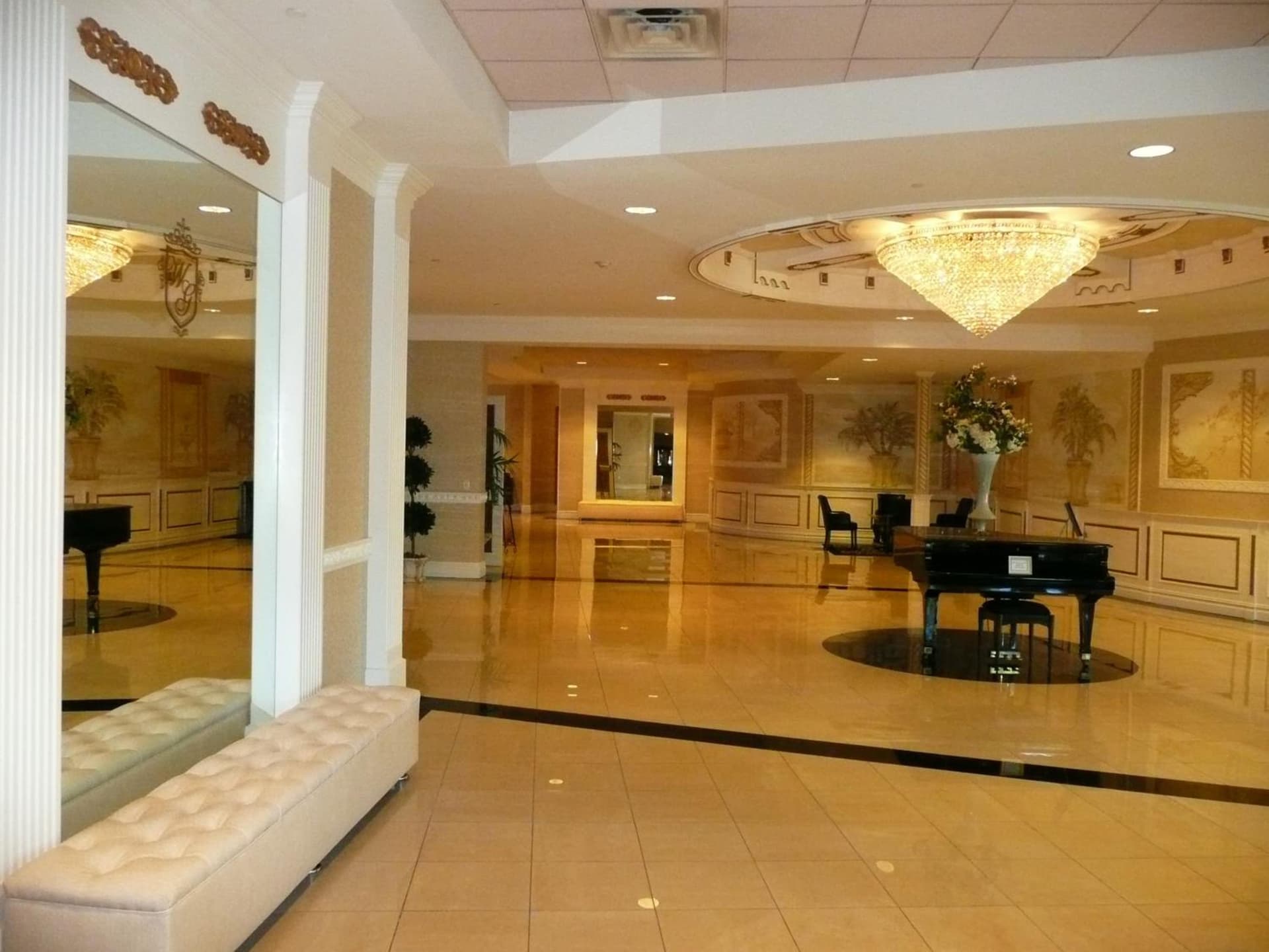 The Wilshire Grand Hotel gallery photo in West Orange, NJ — image 48
