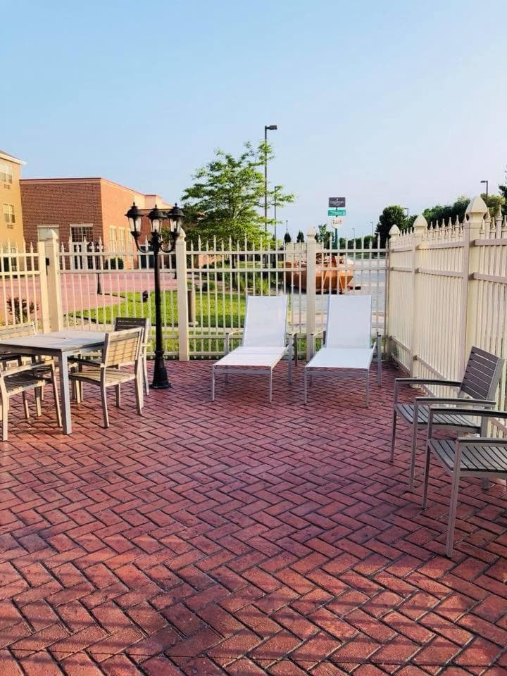 Country Inn & Suites by Radisson, Green Bay East, WI gallery photo in Green Bay, WI — image 22