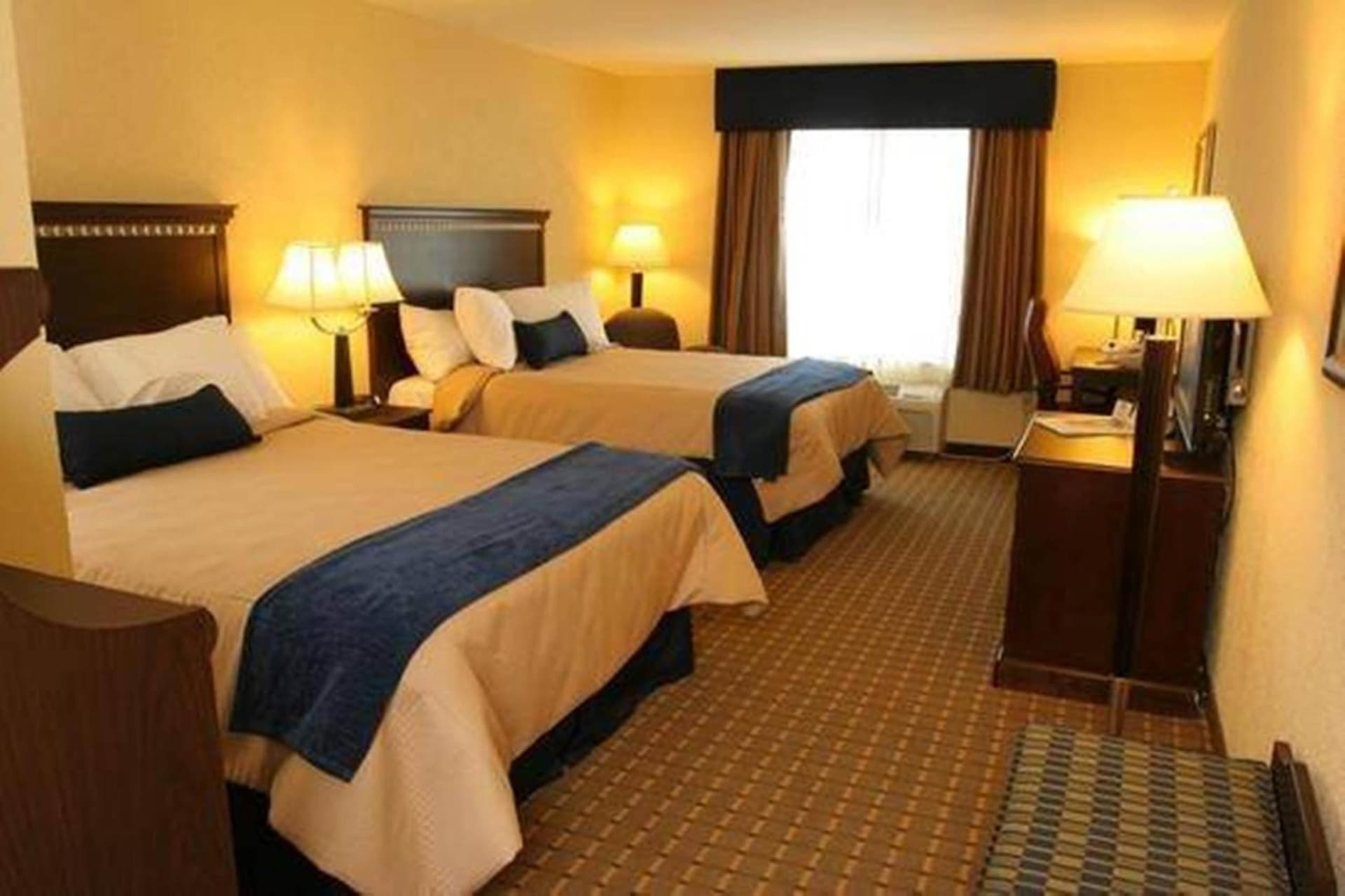 Holiday Inn Express and Suites Allentown West by IHG gallery photo in Allentown, PA — image 24