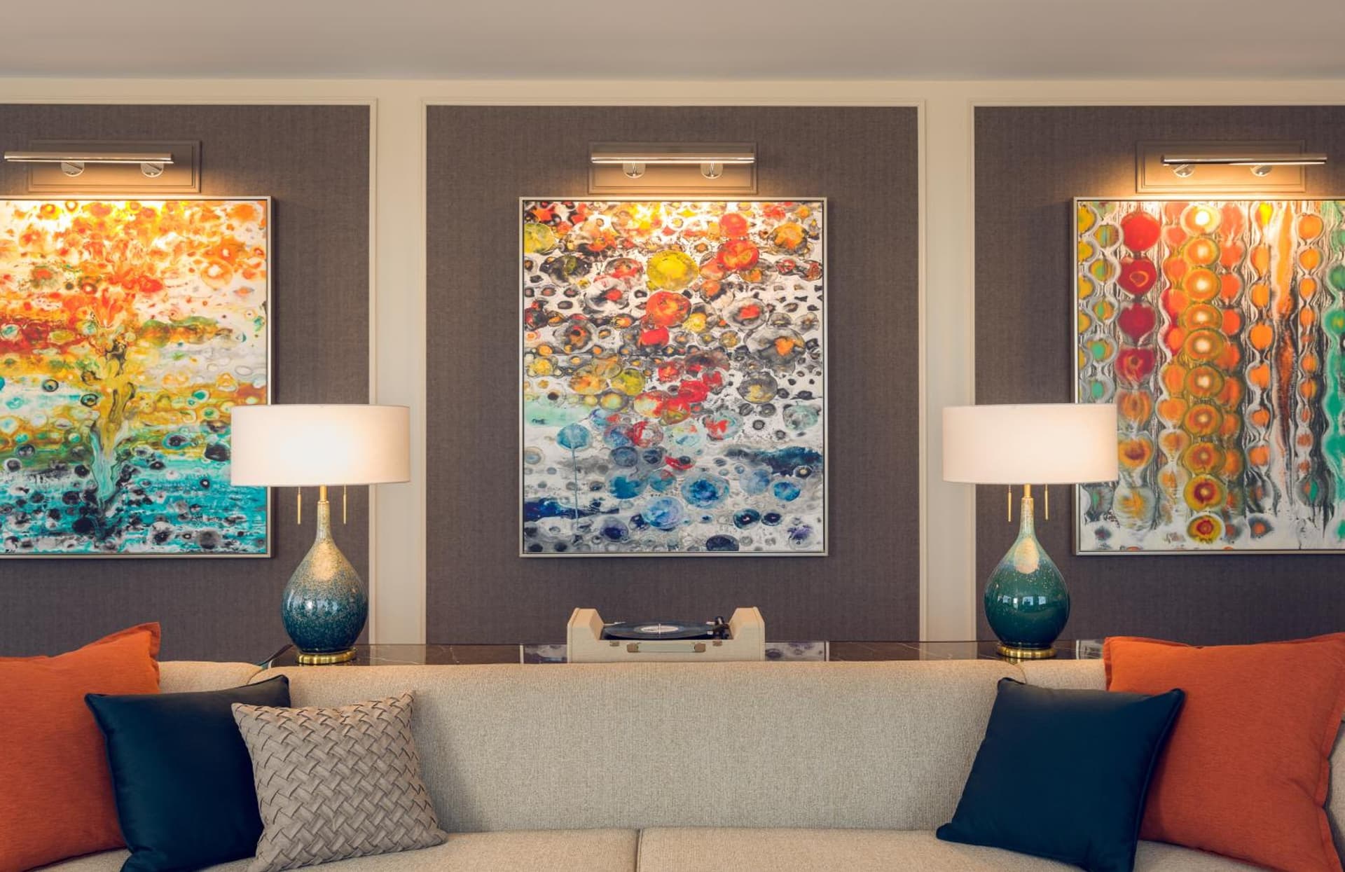 Sophy Hyde Park gallery photo in Chicago, IL — image 30