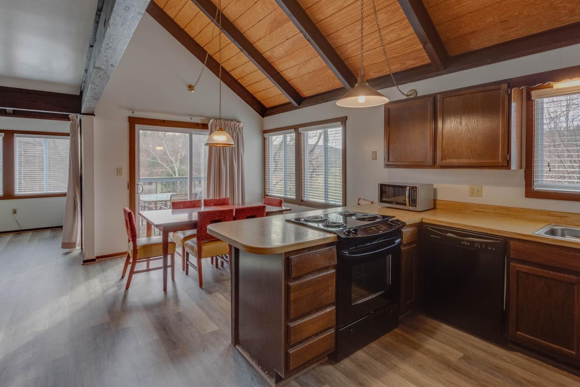 Chalet High by CoolVacay gallery photo in Basye, VA — image 45