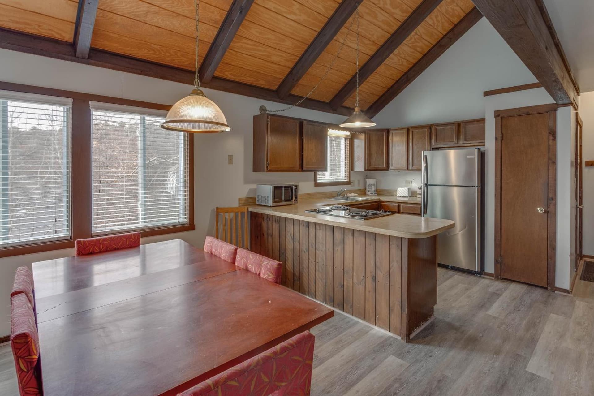 Chalet High by CoolVacay gallery photo in Basye, VA — image 25