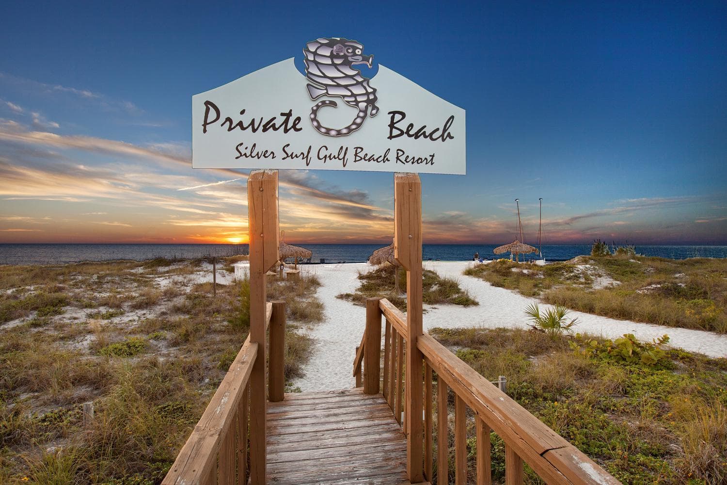 Silver Surf Gulf Beach Resort interior in Bradenton Beach, FL — gallery photo 2