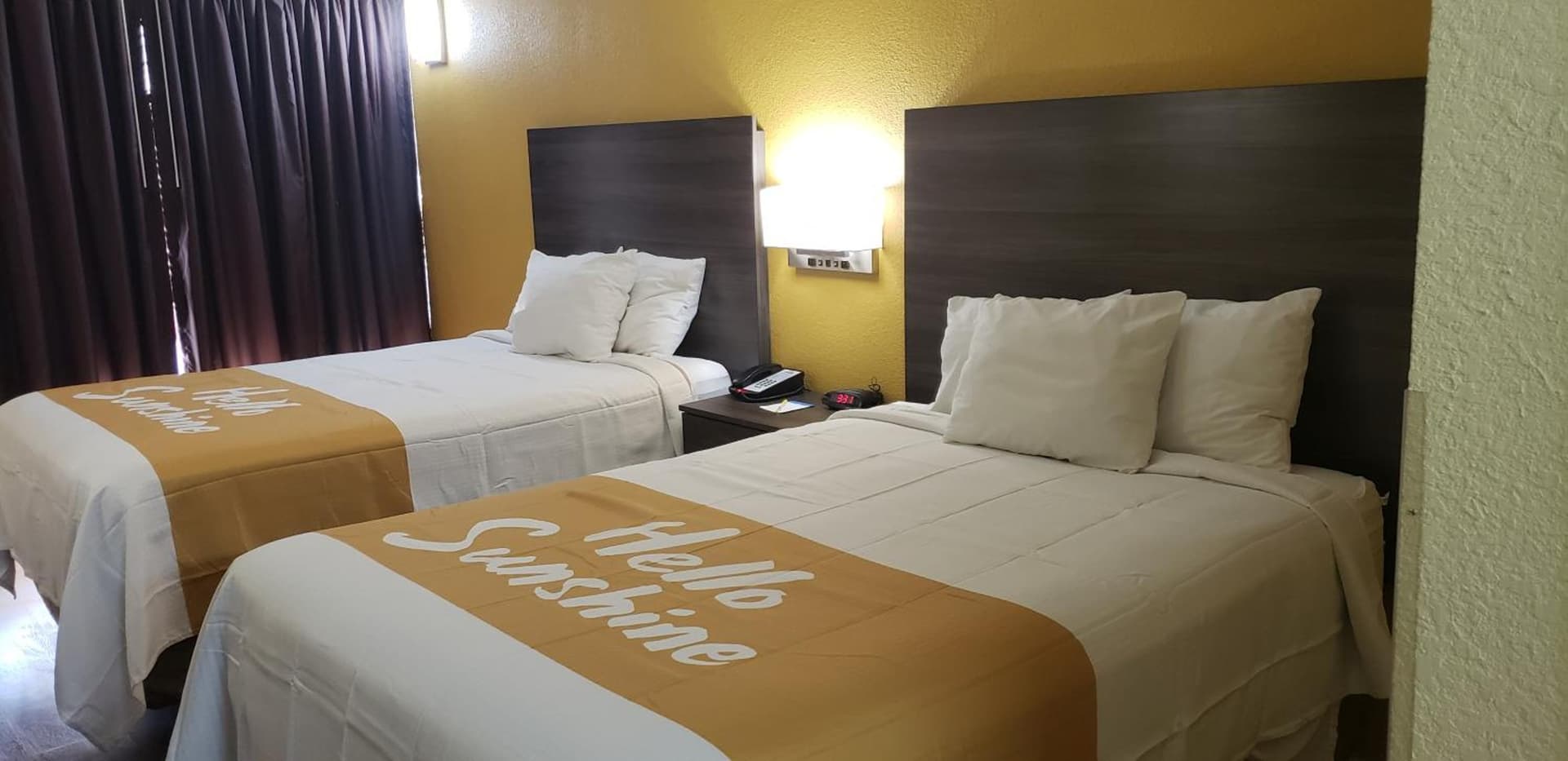 Red Roof Inn Hampton Coliseum interior in Hampton, VA — gallery photo 2