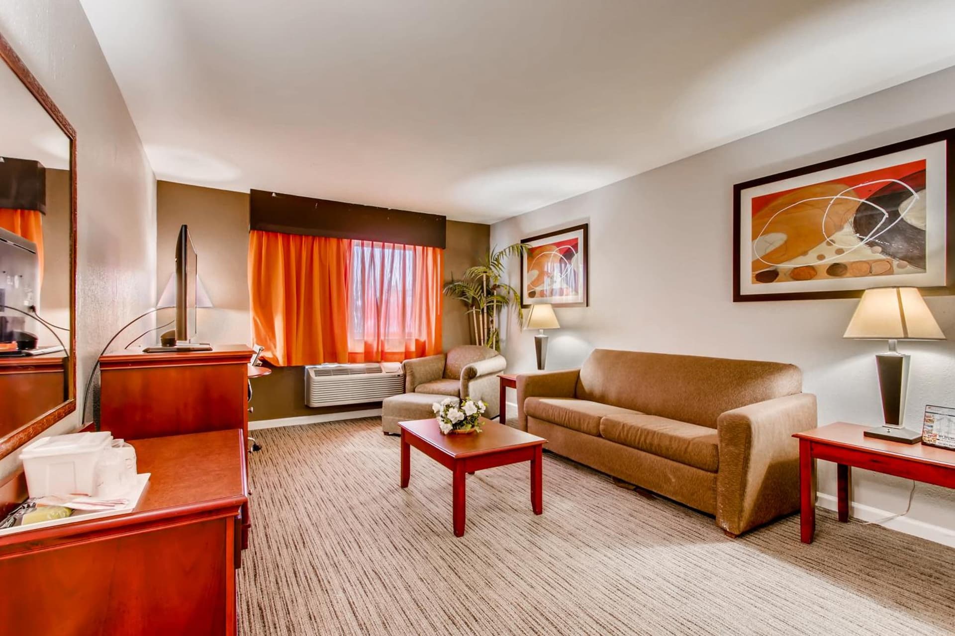 Orangewood Inn and Suites Midtown gallery photo in Austin, TX — image 14